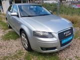 Audi A3 Sportback 1.6 Automatik TÜV-Neu - Audi A3 aus 2005: Sportback