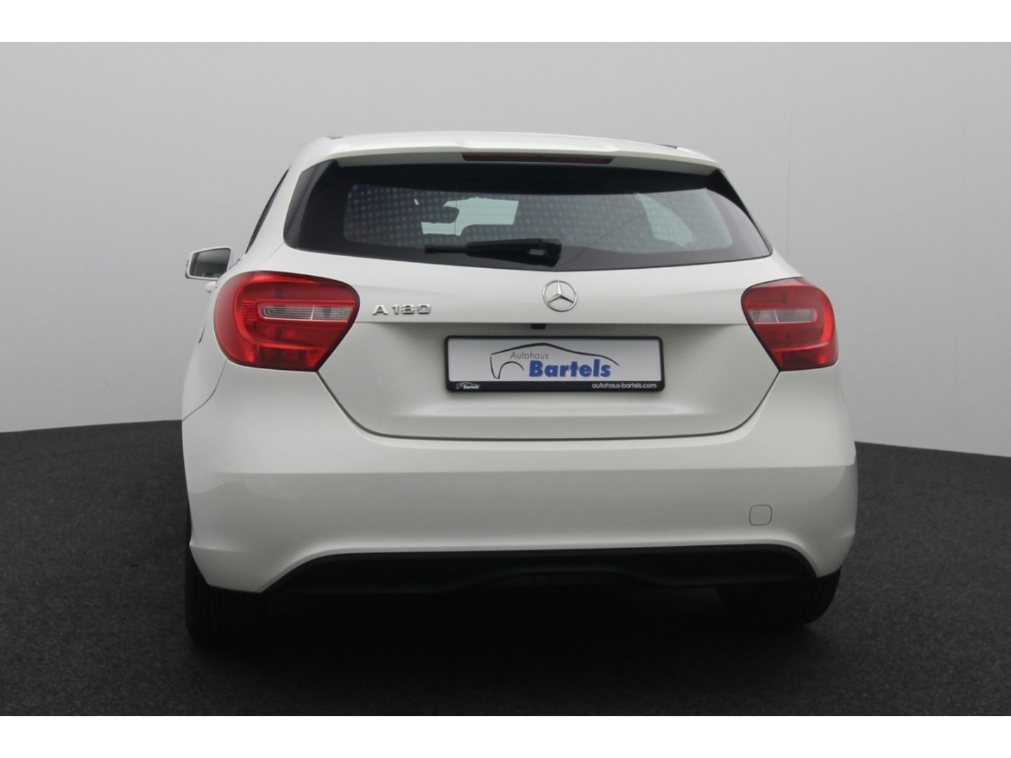 Fahrzeugabbildung Mercedes-Benz A 180 BlueEfficiency Kamera SHZ Teilleder