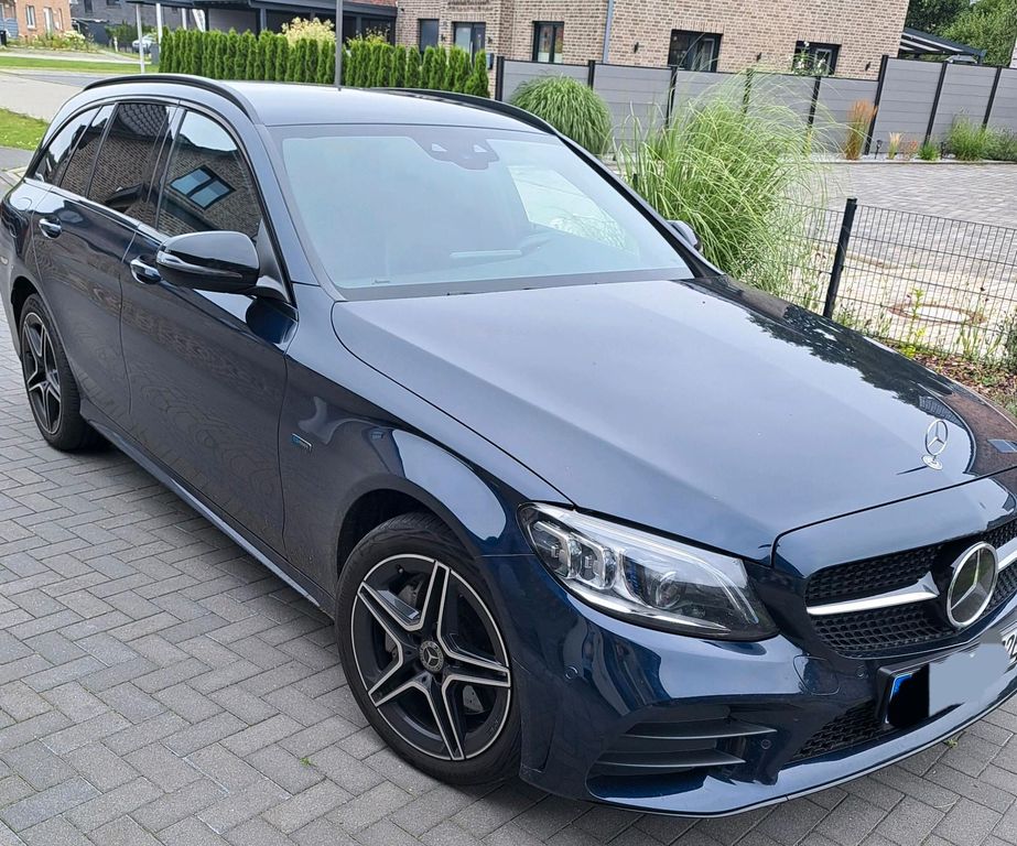 Image of Mercedes-Benz C 300