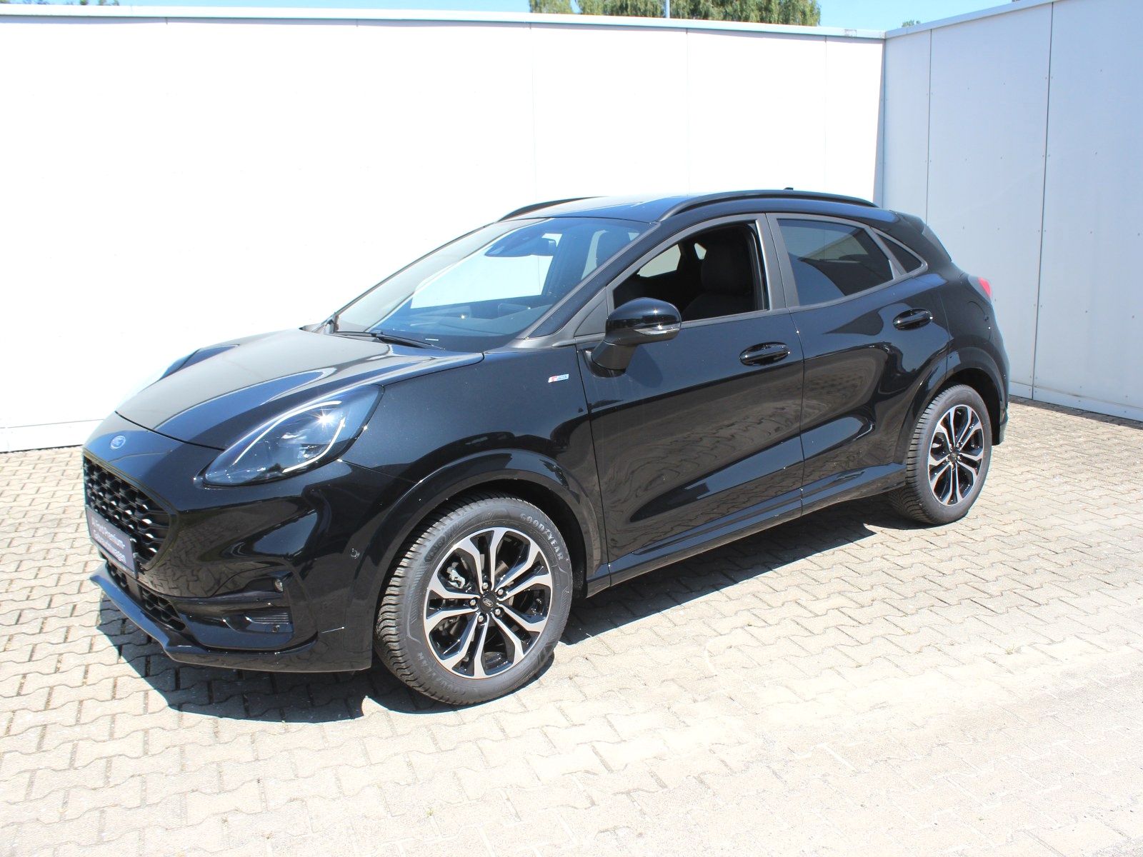 Fahrzeugabbildung Ford Puma ST-Line X 1,0 EcoBoost Mild Hybrid