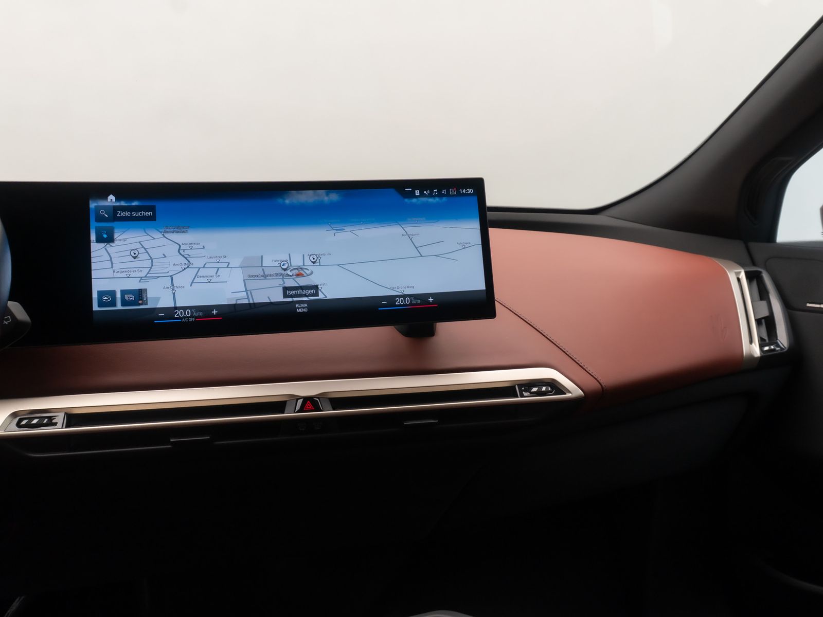 Fahrzeugabbildung BMW iX xD50 Sport Panorama Laser 360&deg;H/K SoftCL 22"