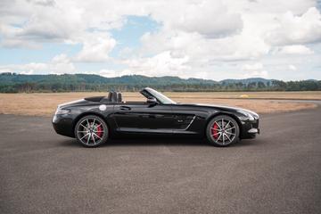 صورة مصغرة 12 لـ 2014 Mercedes-BENZ SLS AMG