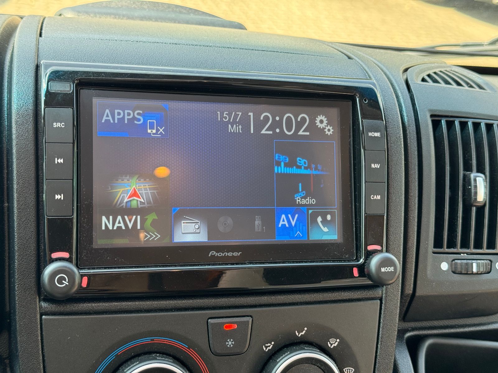 Fahrzeugabbildung Weinsberg CaraCompact 600 MEG EDITION PEPPER NAVI KAMERA