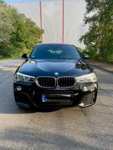 BMW X4 xDrive20d M SPORT*AHK*HUD*PANO - BMW X4 in Köln