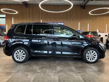 Volkswagen Touran *7 Sitzer*NAV*PANO**3-ZONEN*