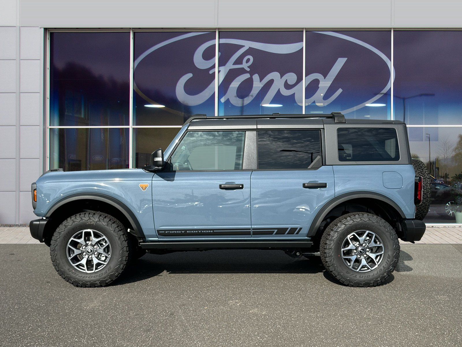 Fahrzeugabbildung Ford Bronco Badlands e-4WD #360-Grad-Kamera