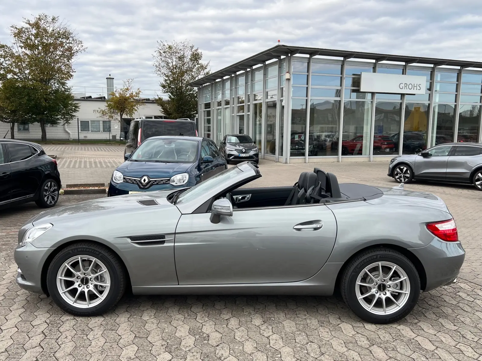 Mercedes-Benz SLK 200 Roadster BlueEfficiency