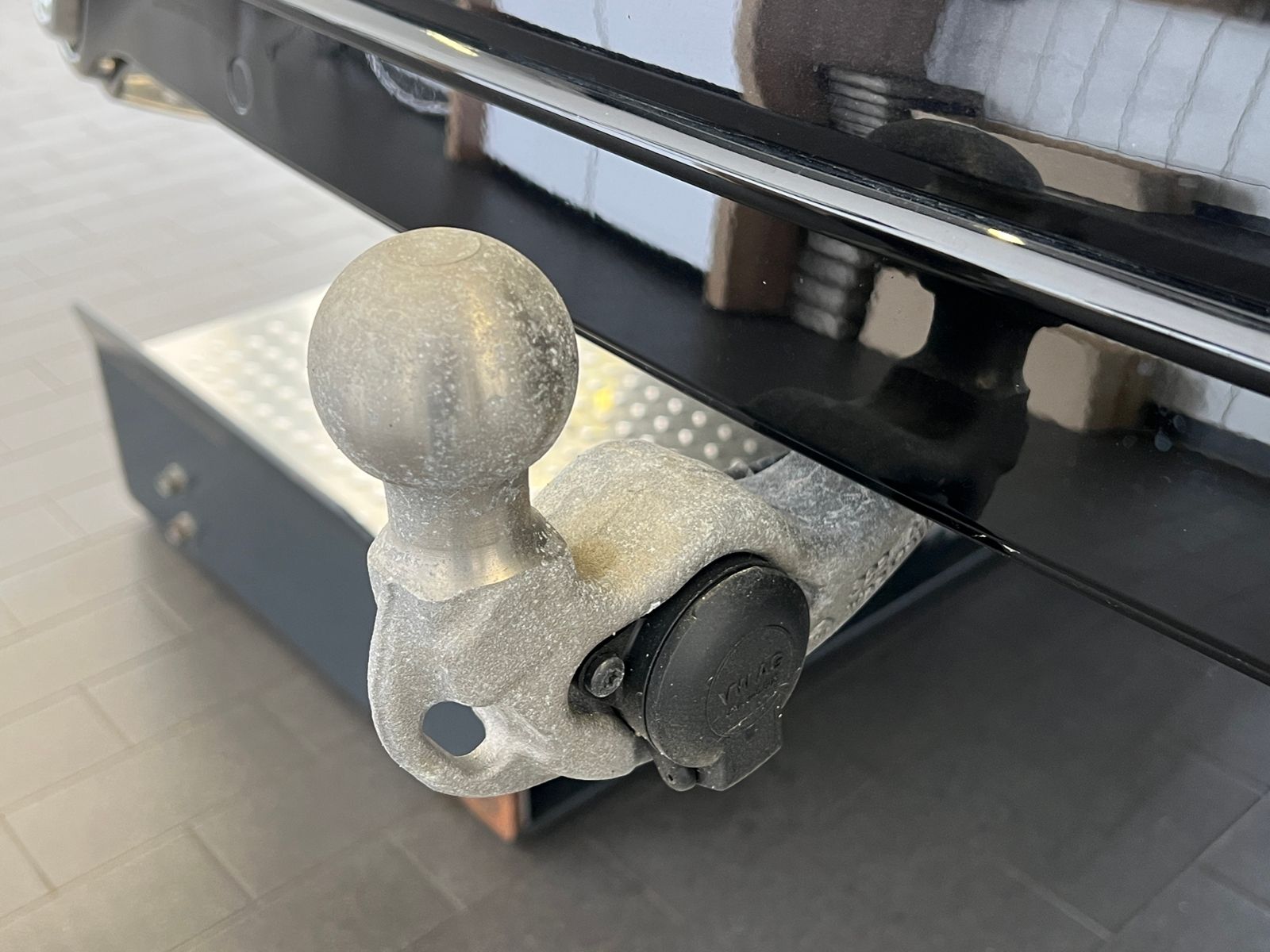 Fahrzeugabbildung Volkswagen Tiguan Allspace R-Line 2.0 TDI DSG 4MOTION *AHK,