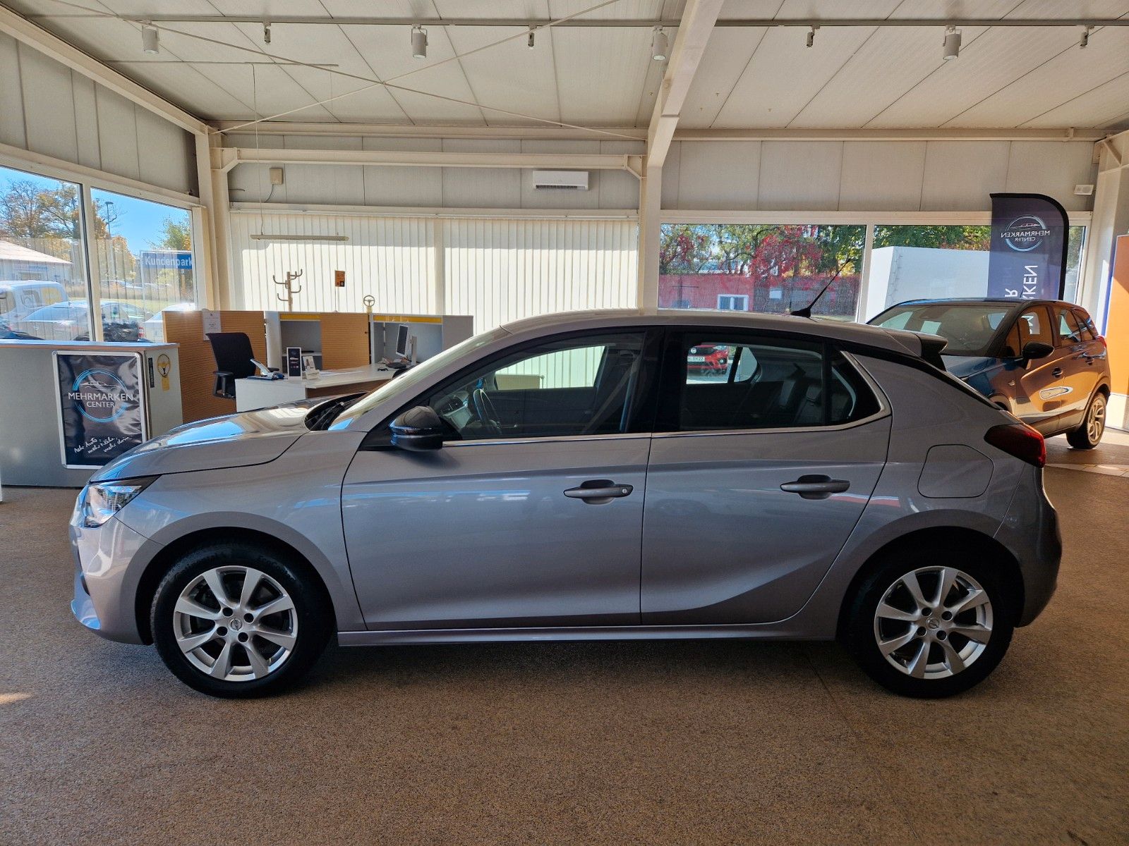 Fahrzeug 3 Fahrzeugabbildung Opel Corsa 1.2 Direct Injection Turbo 74kW Elegance