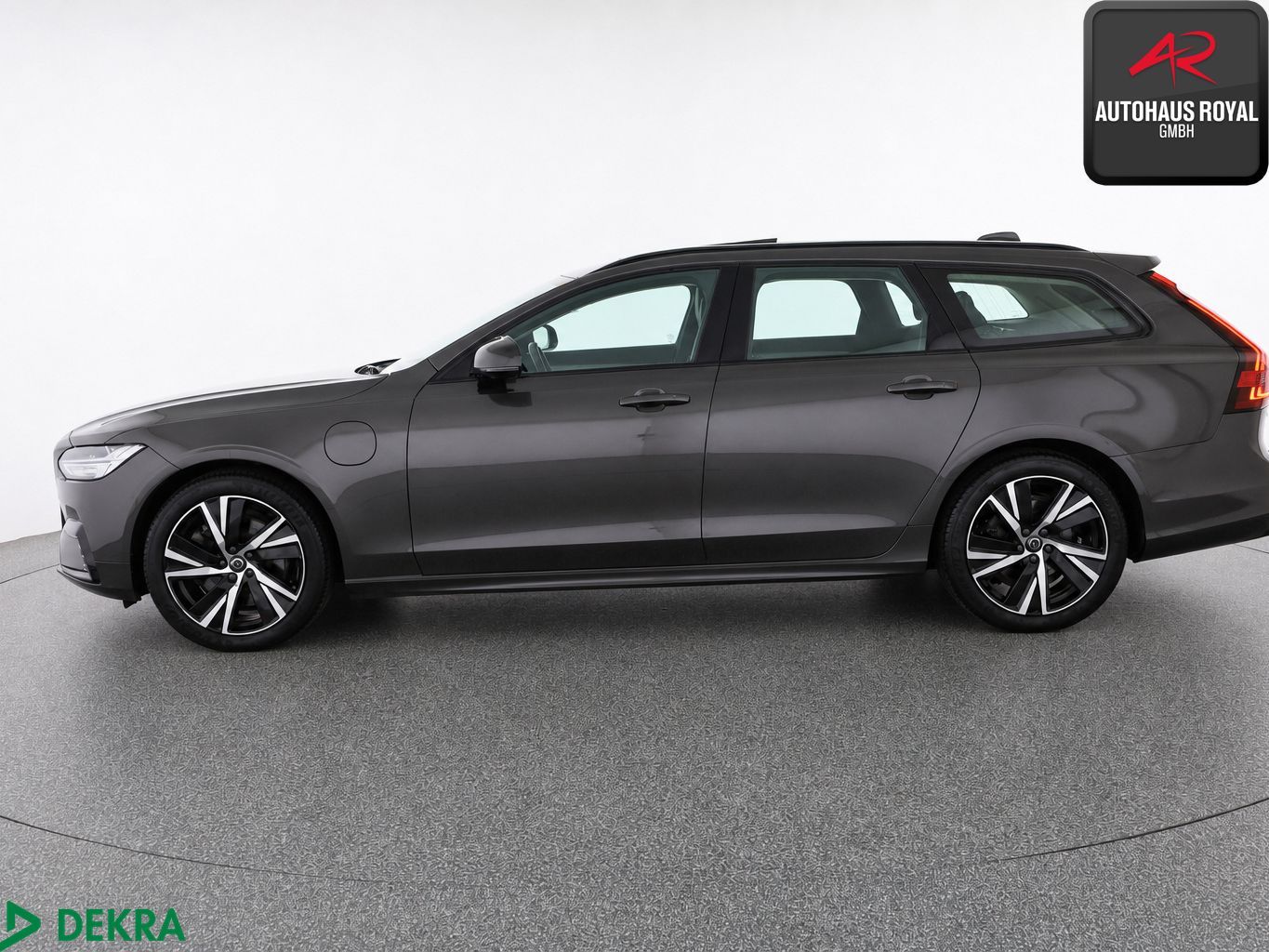 Volvo V90 T8 AWD RECHARGE R DESIGN 360,KEYLESS ACC AHK foto 2