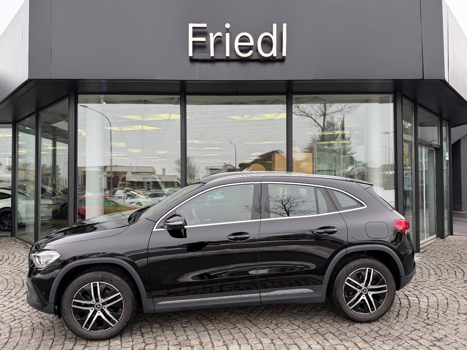 Mercedes-Benz GLA 180 Progr. AHK, LED, Kamera, Easy Pack