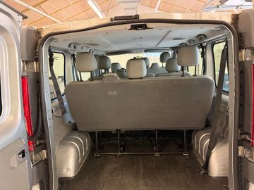 Opel Vivaro - 6