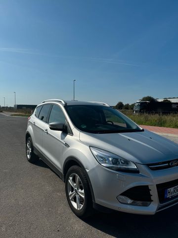 Ford Kuga 1.5l 150PS Titanium