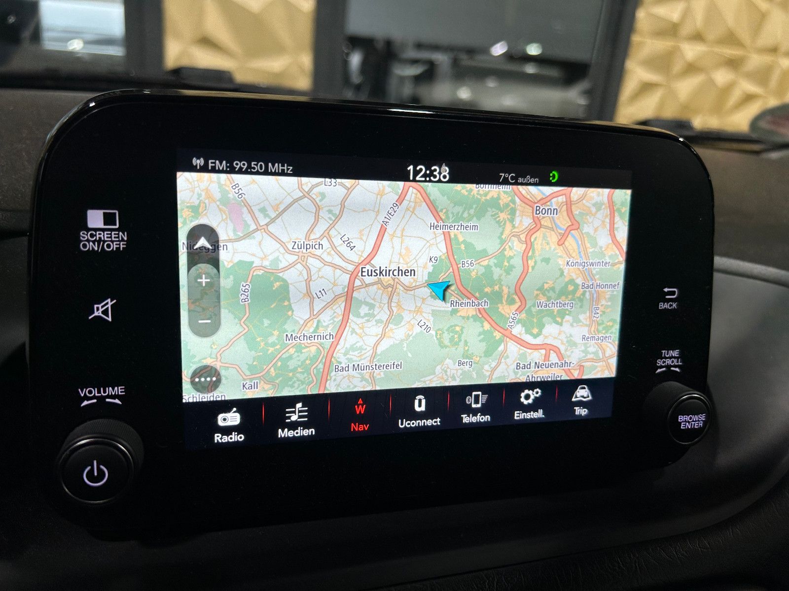Fahrzeugabbildung Fiat Tipo S-Design/KAMERA/NAVI/ACC/SHZ/KLIMA