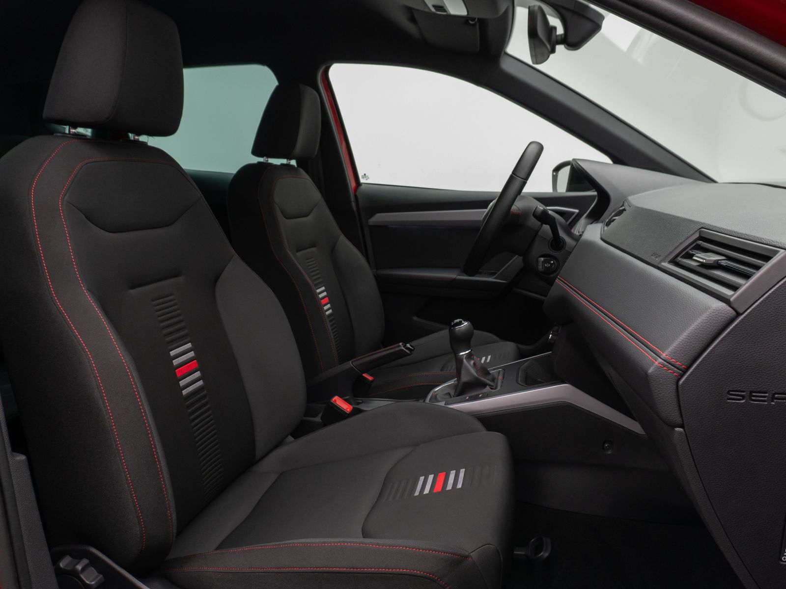 Fahrzeugabbildung SEAT Arona FR 1.5 TSI Kamera LED Tempomat Sport