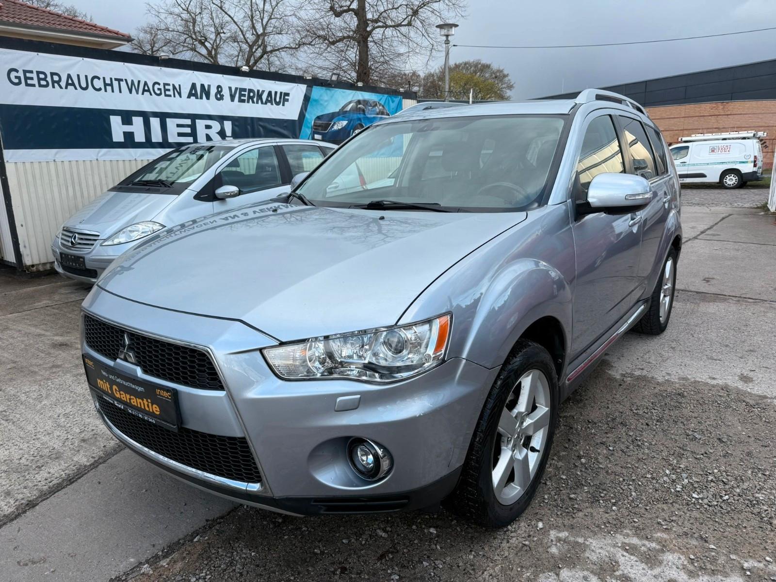 Mitsubishi Outlander 2.2 DI-D Instyle*4WD*AHK*SHZ*TUV NEU*