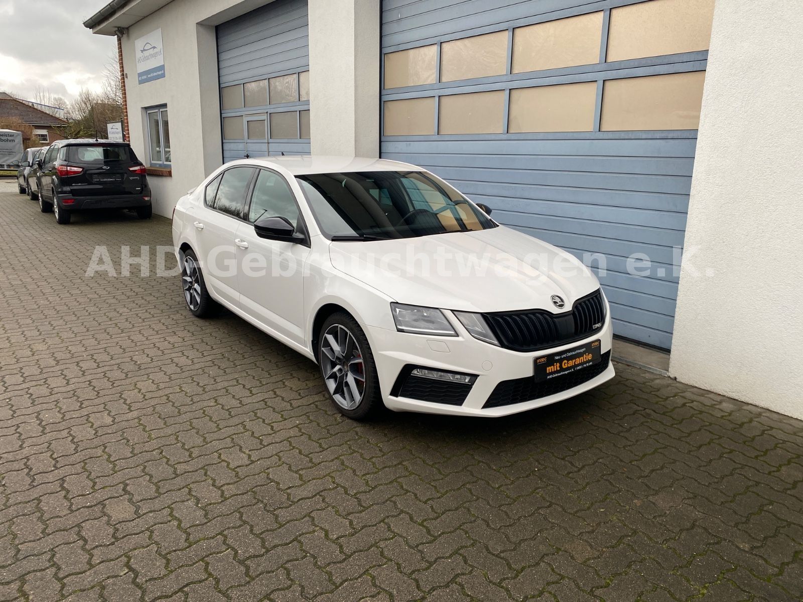 Fahrzeugabbildung SKODA Octavia Limousine RS 4x4 Challenge 2.0 TDI DSG