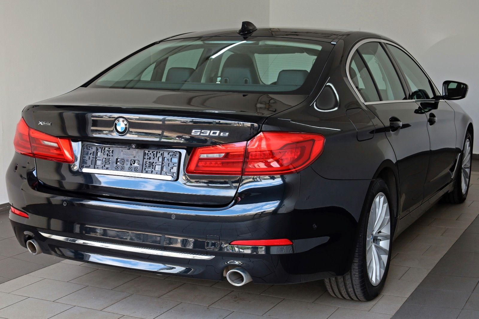 Fahrzeugabbildung BMW 530 e xDrive Luxury ,Leder,Navi,LED,Kamera,AHK e