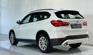 Fahrzeugabbildung BMW X1 sD18i ParkAssist Navi Geschwindigkeitsr Sport