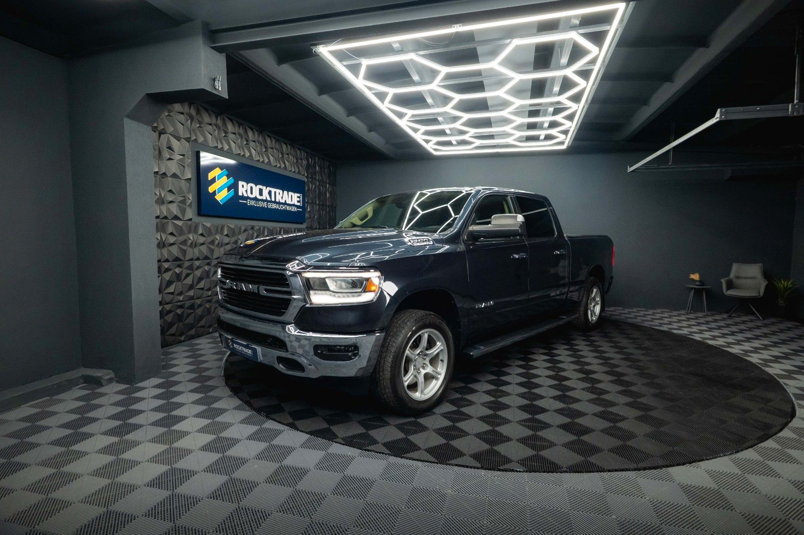 Fahrzeugabbildung Dodge RAM 5.7 V8 HEMI GEN 5 LONGBED MAXI *LED*6 Sitze*