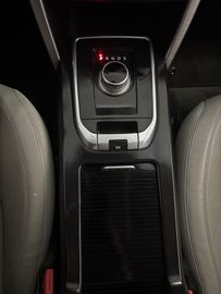 Land-Rover Discovery Sport - 11