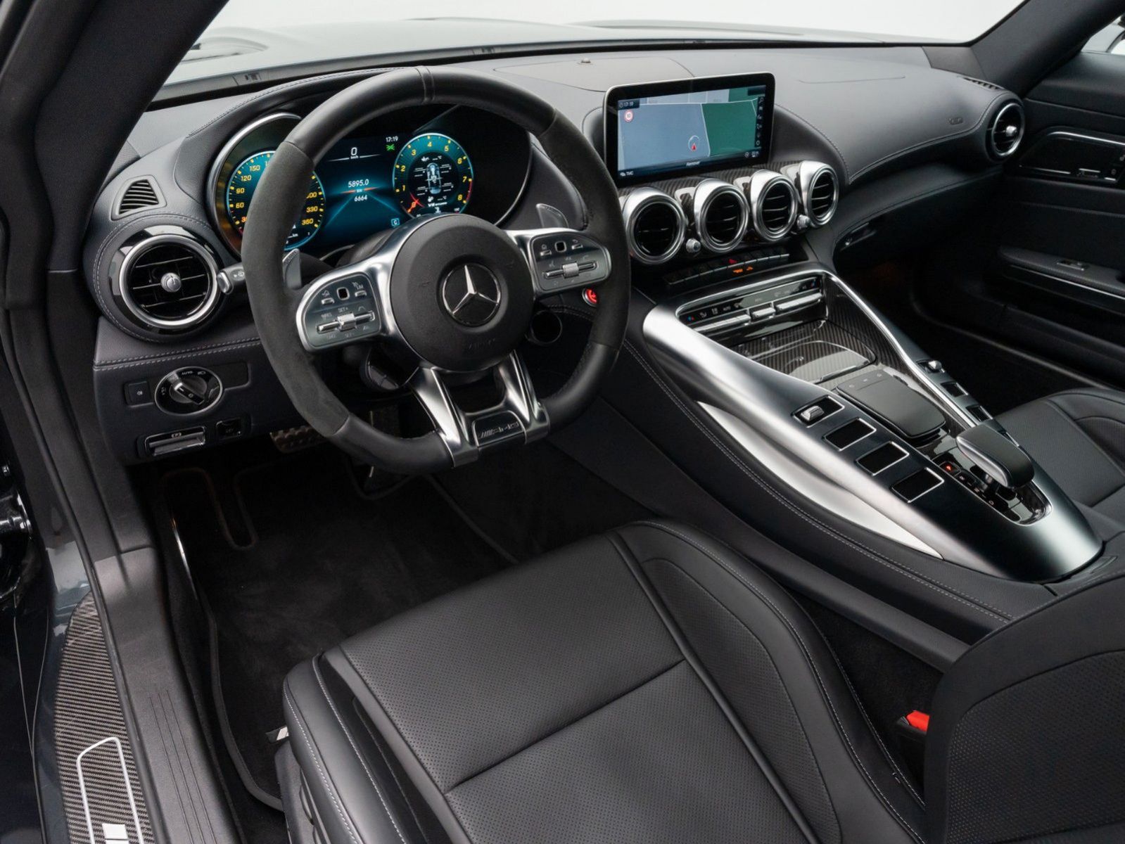 Fahrzeugabbildung Mercedes-Benz AMG GT C V8 800PS Black Series Umbau Einzelstück