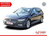 Volkswagen Passat Variant 1.5 TSI DSG R-Line LED ACC Navi - Volkswagen Passat aus 2022
