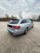 Mercedes-Benz E 400 4MATIC T AVANTGARDE Autom. AVANTGARDE - graue Mercedes-Benz E 400
