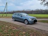 Mercedes-Benz Mercedes C Klasse Kombi w204 200 CDI - Mercedes-Benz 200 mit Diesel-Antrieb: Kombi, Schaltgetriebe