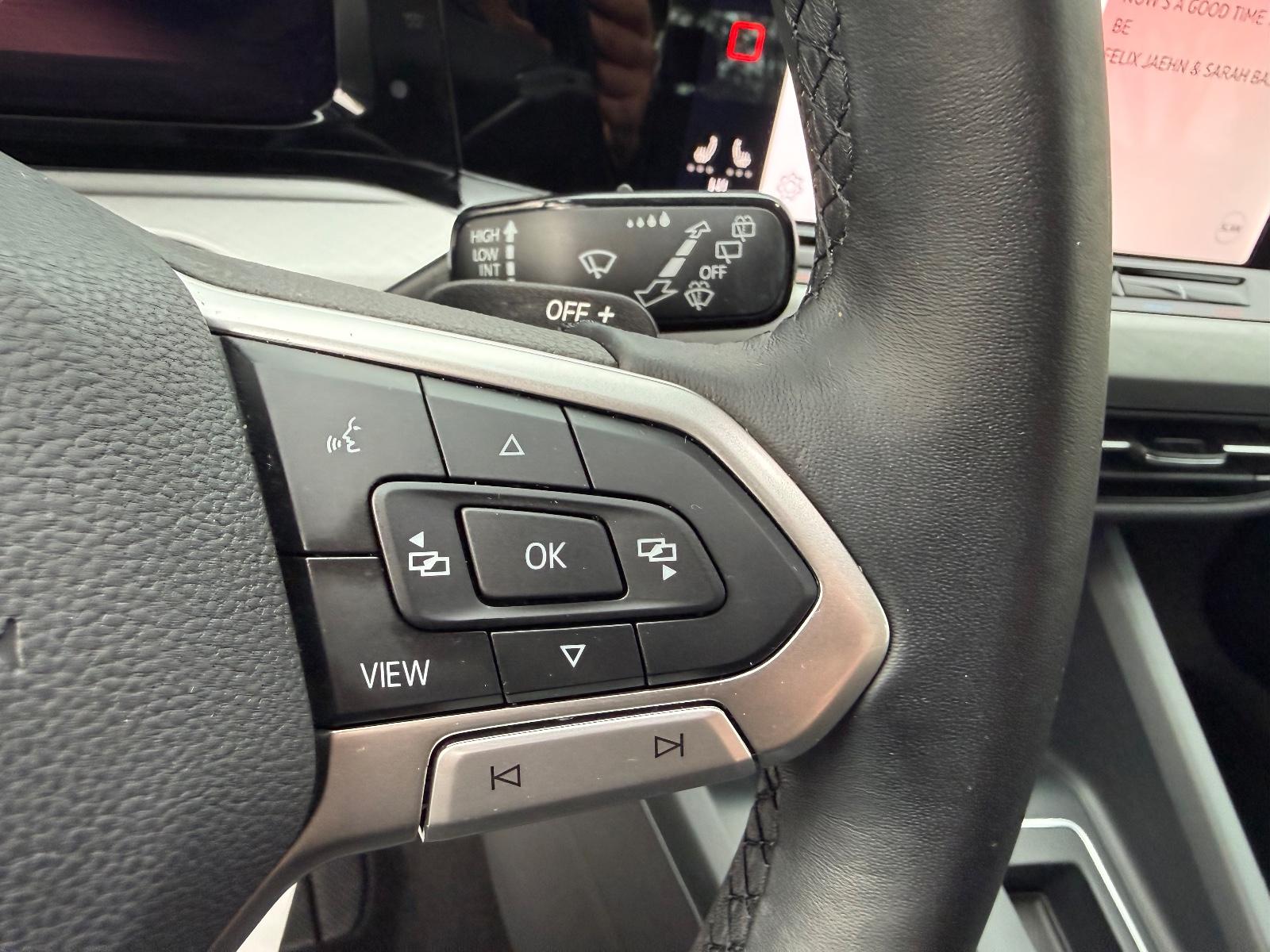Volkswagen Golf VIII LIM. 1.5 TSI Life/DSG/ACC/NAVI/LED/ALU, миниатюра 18
