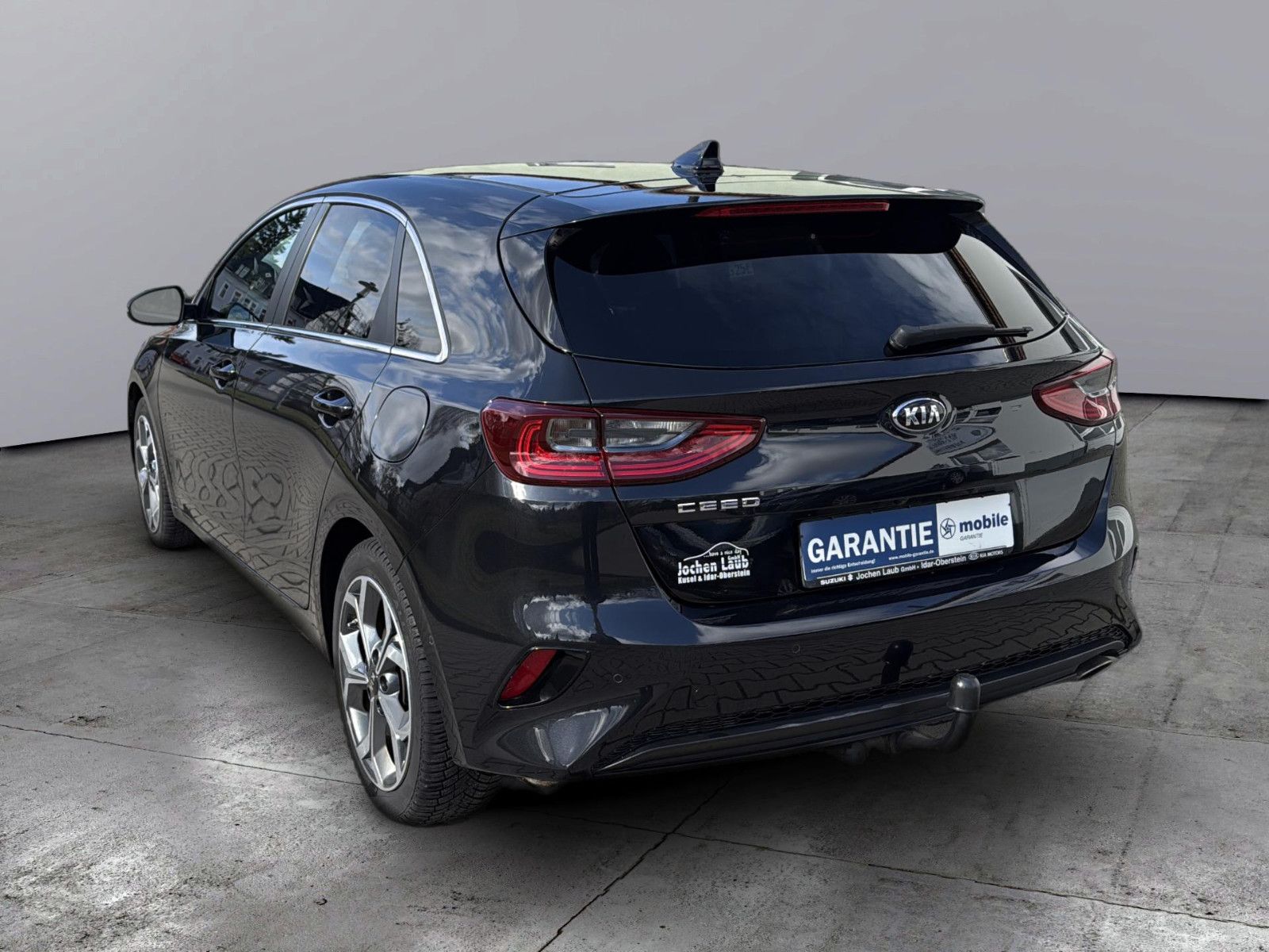 Fahrzeugabbildung Kia cee'd / Ceed 1.4 TGDi/ unfallfrei/AHK