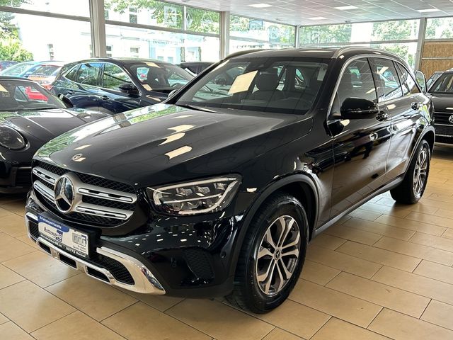 Mercedes-Benz GLC 220 d Business 4Matic LED AHK MBUX Navi DAB