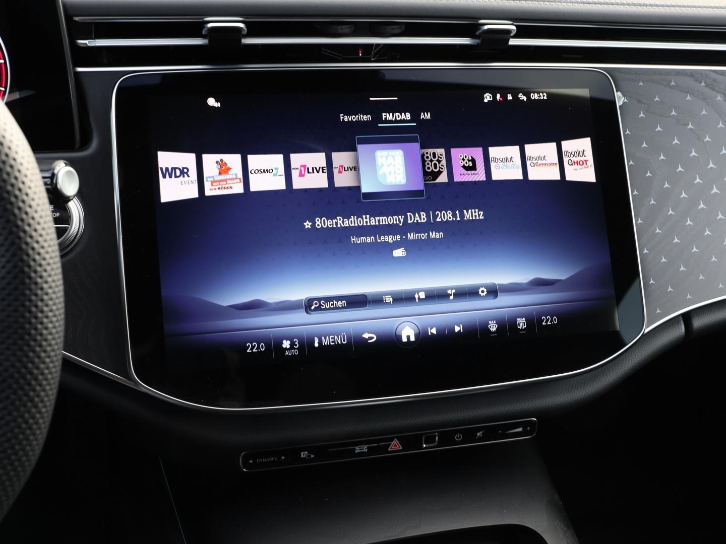 Mercedes-Benz E 220 d T AMG Night Digital-Light Ambiente AHK