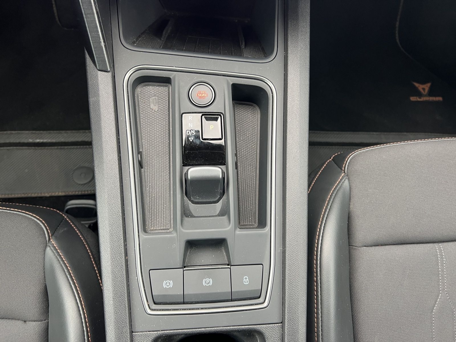Fahrzeugabbildung CUPRA Formentor 4Drive TSI Navi Pano LED