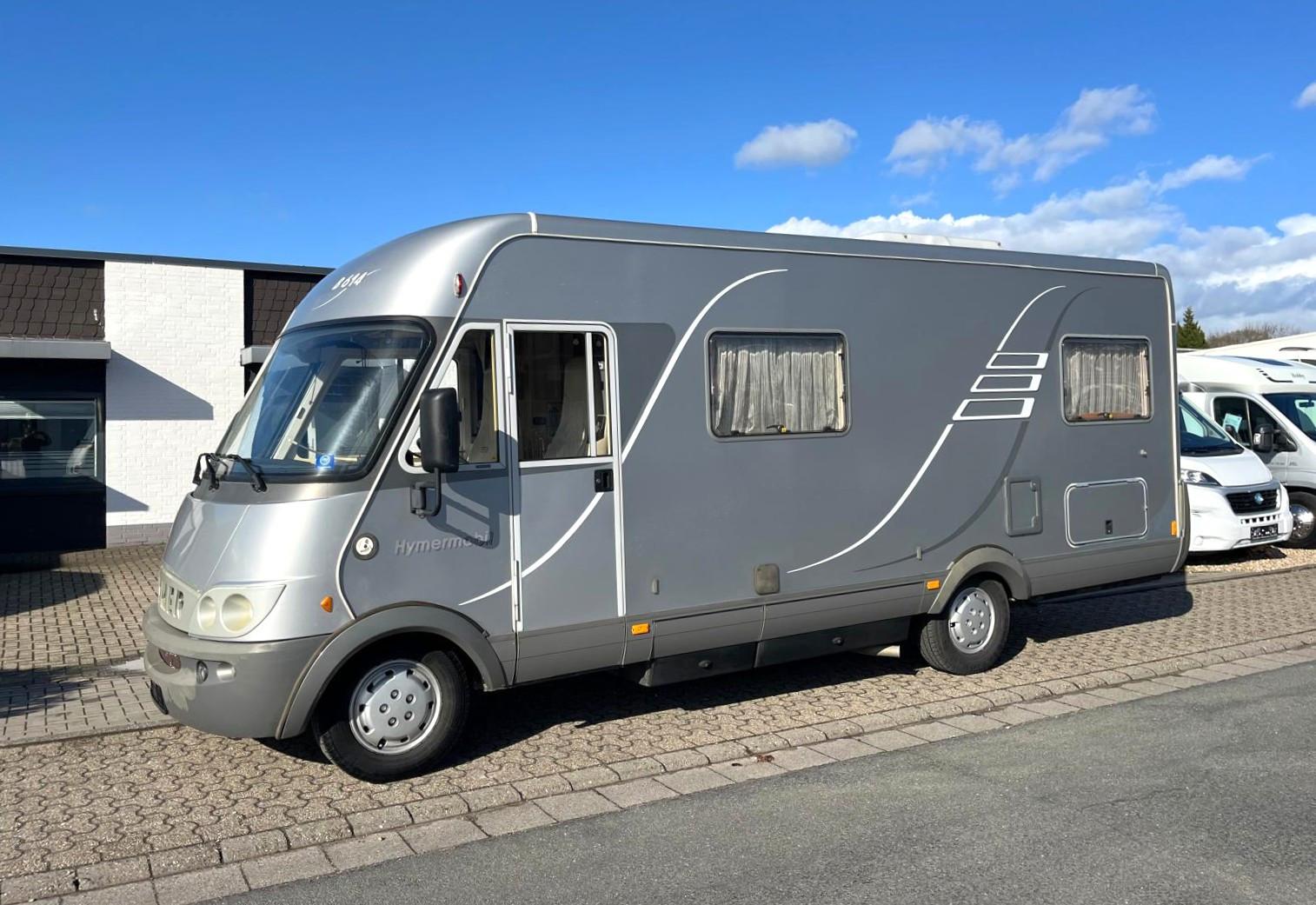 HYMER / ERIBA / HYMERCAR B 614 - Festbett- Klima - auto.Sat/TV - Solar -