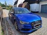 Audi S3 2.0 TFSI S tronic quattro - - Audi S3: Blau