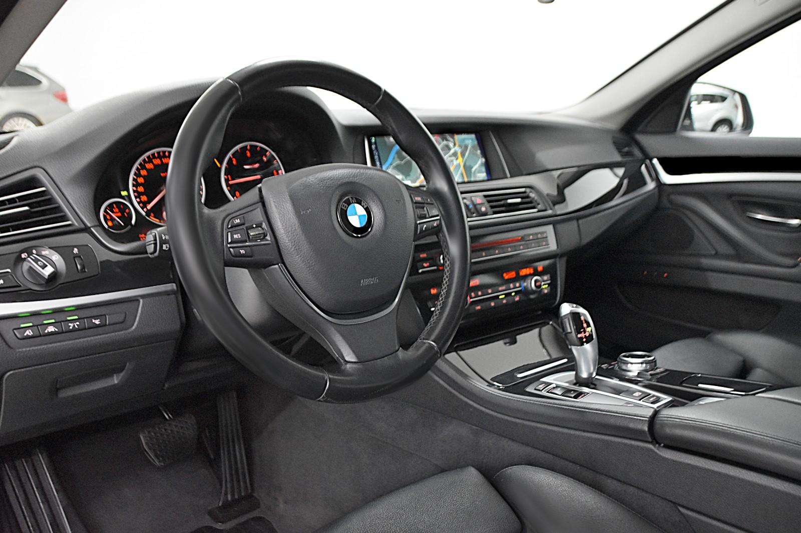 BMW 530D TOURING MODERN LINE*AUS 2 HAND*TOP-ZUSTAND*