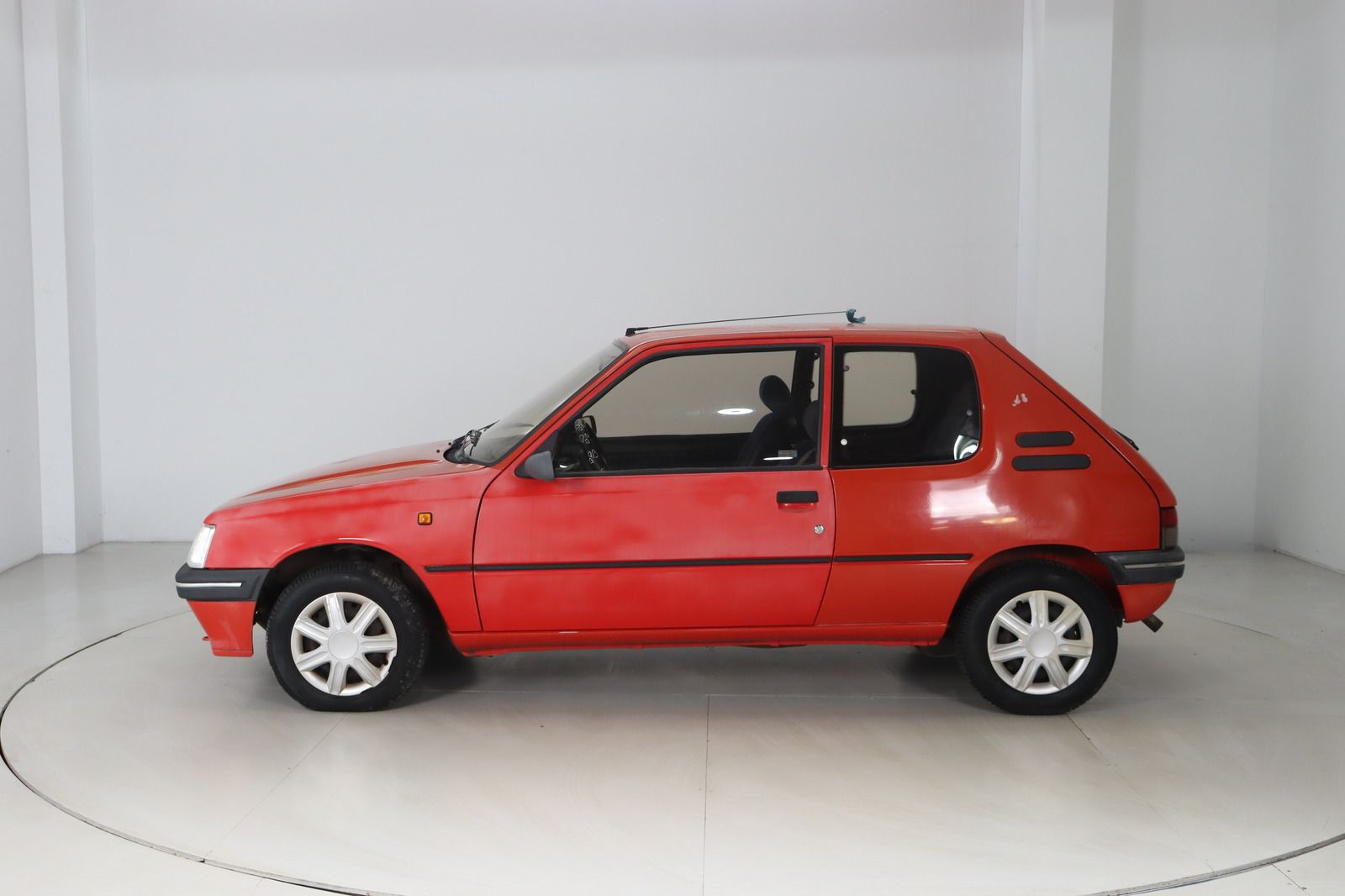 Fahrzeugabbildung Peugeot 205 Auto Forever * 1. Hand * wenig Kilometer