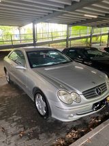 Mercedes-Benz CLK 270 CDI ELEGANCE Elegance - Mercedes-Benz CLK 270: Coupé