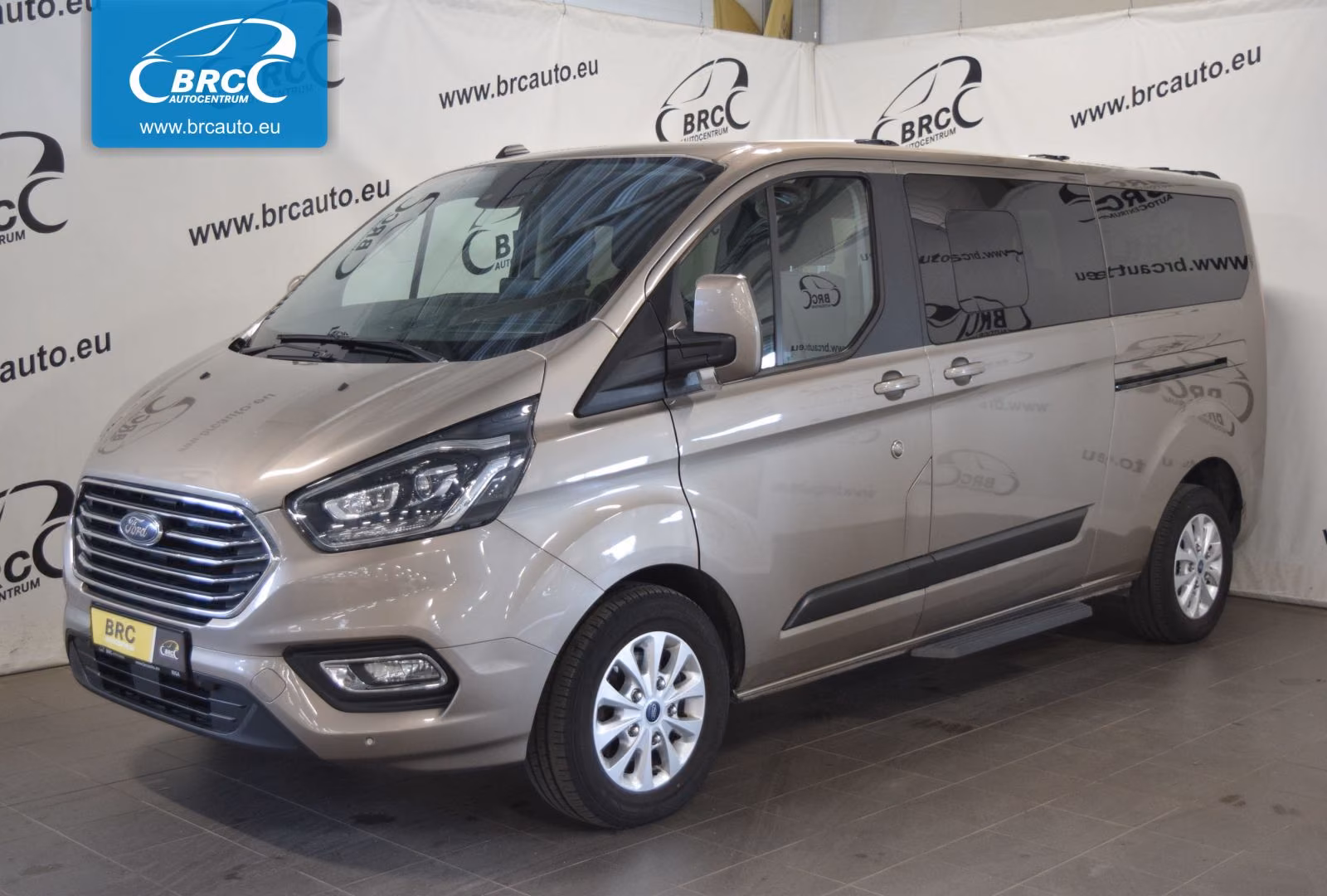 Ford Tourneo Custom 2.0d 185zs AT 8v.