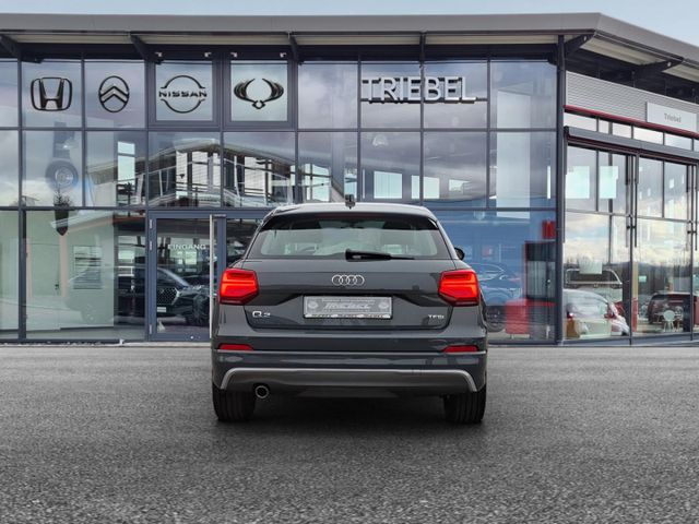 Audi Q2 30 TFSI design °S Line°LED°Navi°SHZ°PDC°AAC°