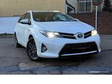 Toyota Auris Touring Sports Hybrid Aut.*RFK*SHZ*1Hand - weiße Toyota Auris Touring Sports