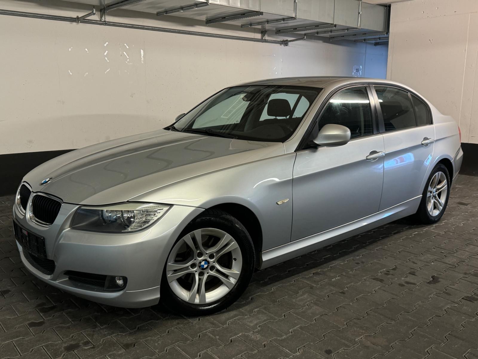 BMW 318i LIMOUSINE EDITION AUT~KLIMAA~SHZ~PDC~