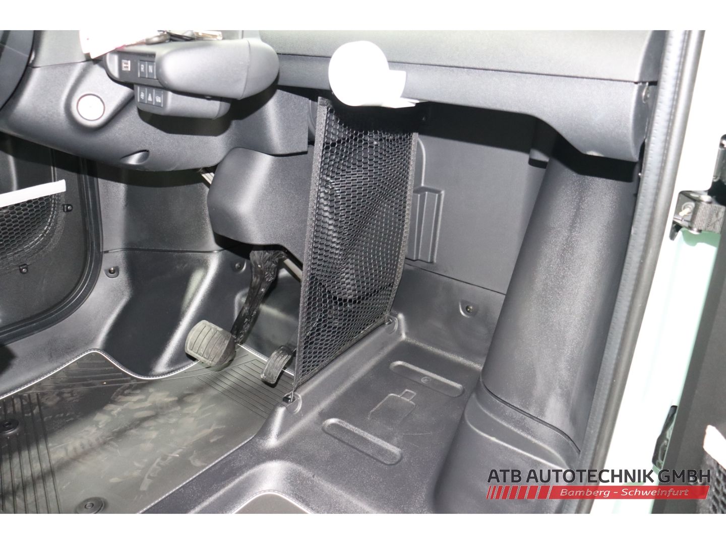 Fahrzeugabbildung Fiat Topolino MY25 7kWh 8,2 PS / Fahrbar ab 15 Jahre!