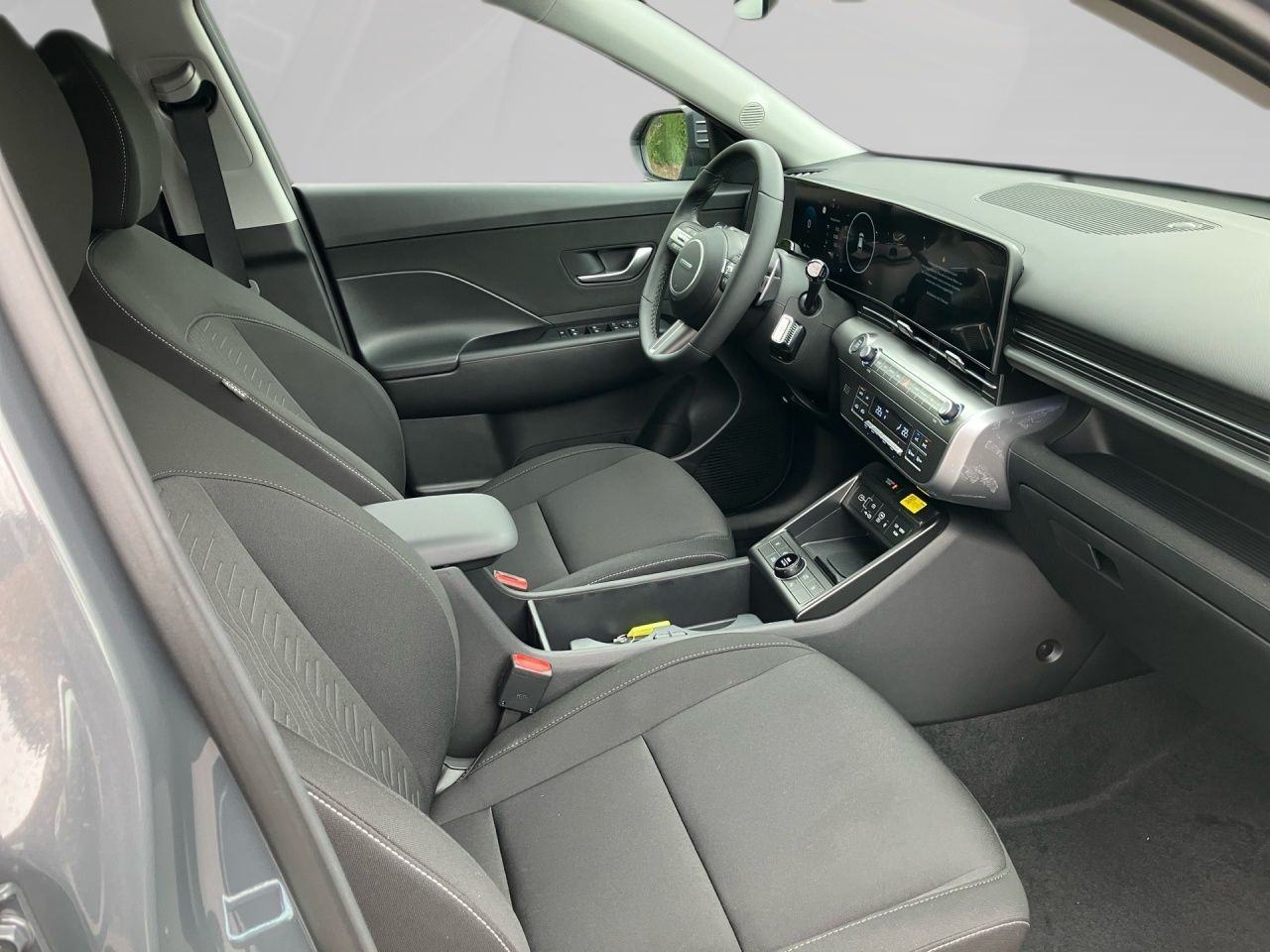 Fahrzeugabbildung Hyundai KONA TREND 2xKlima ACC AUT Akustikglas DynLicht
