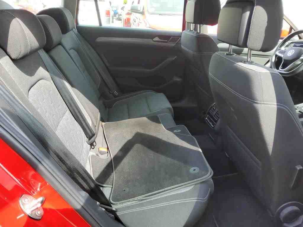 Volkswagen Passat Variant - Bild 5