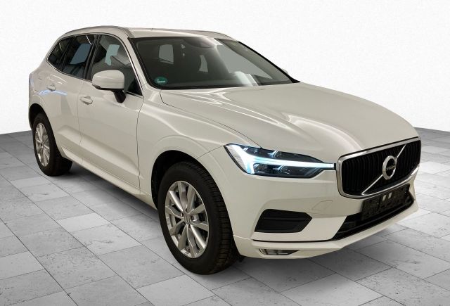 Volvo XC60 Momentum Hybrid Kamera*19*LED*Navi*DAB*