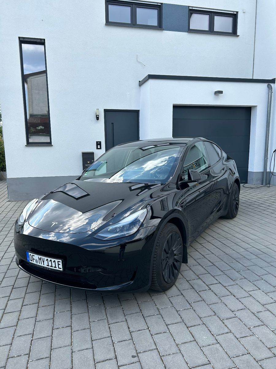 Tesla Model Y Hinterradantrieb RWD 
