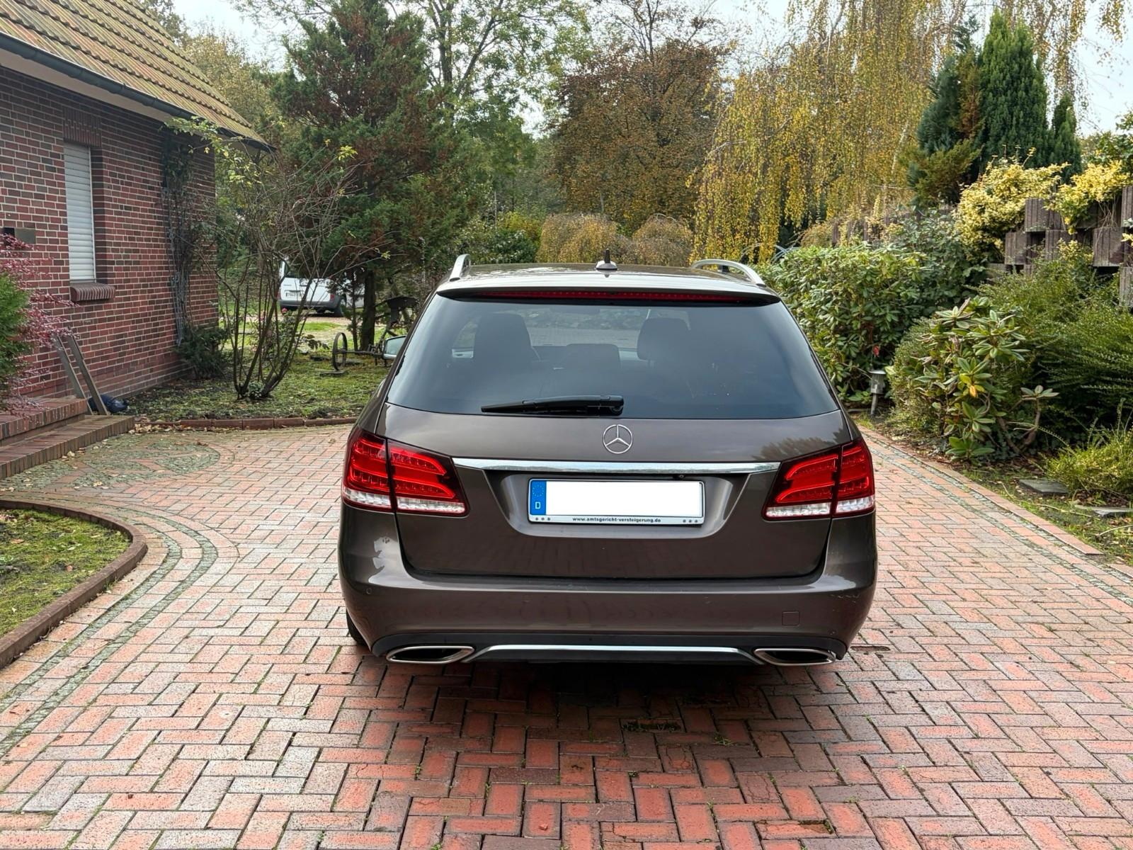 Mercedes-Benz E220 2015 — photo 5