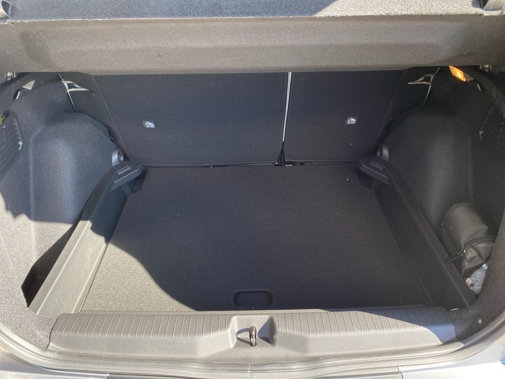 Fahrzeugabbildung Citroën C3 Aircross Hybrid Automatik 145 MAX *Winterpak*